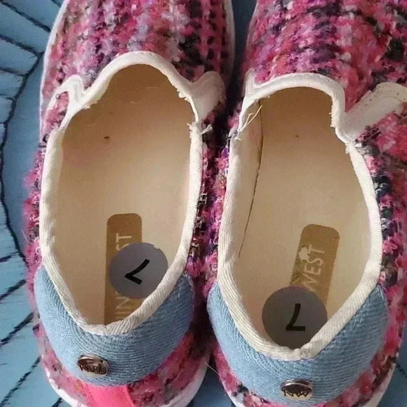 ☆☆☆Nine west sneakers - Picture 6 of 10